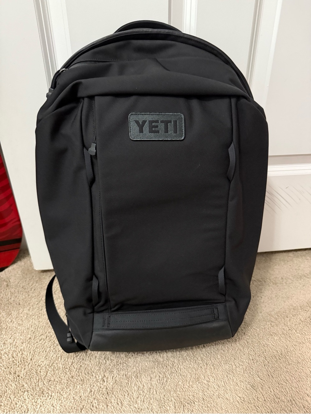 Yeti Crossroads 27L backpack